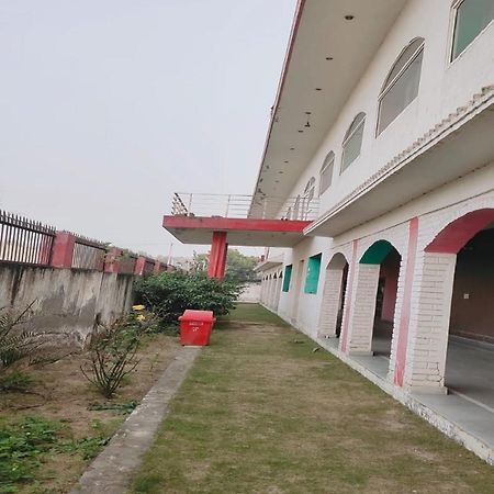Jiya Green Garden & Banquet, Sonipat Extérieur photo